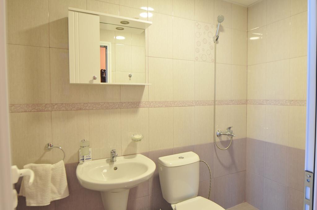 Diva Hotel Blagoewgrad Zimmer foto