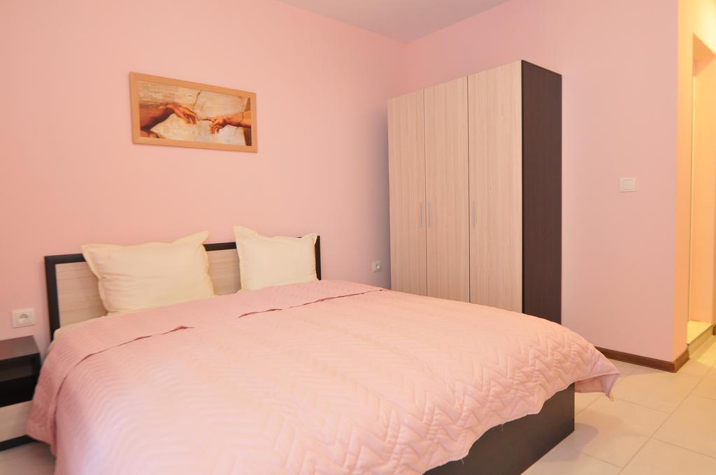 Diva Hotel Blagoewgrad Zimmer foto